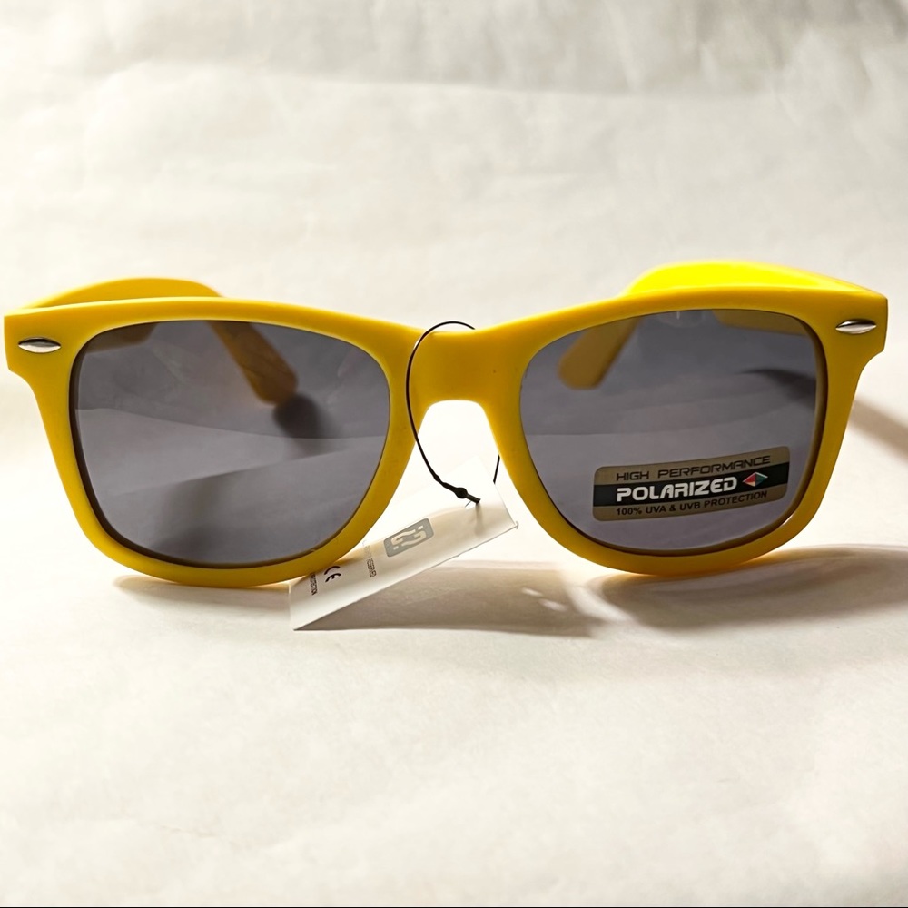 Unbranded Wayfarer Style Polarized UVA/UVB Sunglasses Yellow - Picture 2 of 10